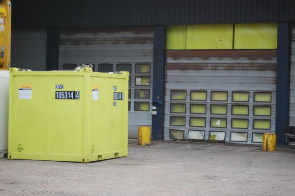 Schade aan je overheaddeur? Wij staan voor je klaar | louwers deurtechnieken